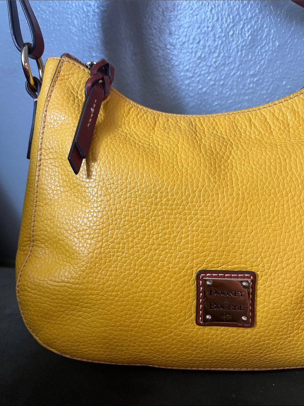 Dooney & Bourke Yellow Pebbled Leather Shoulder Bag with Brown Trim - Picture 4 of 15